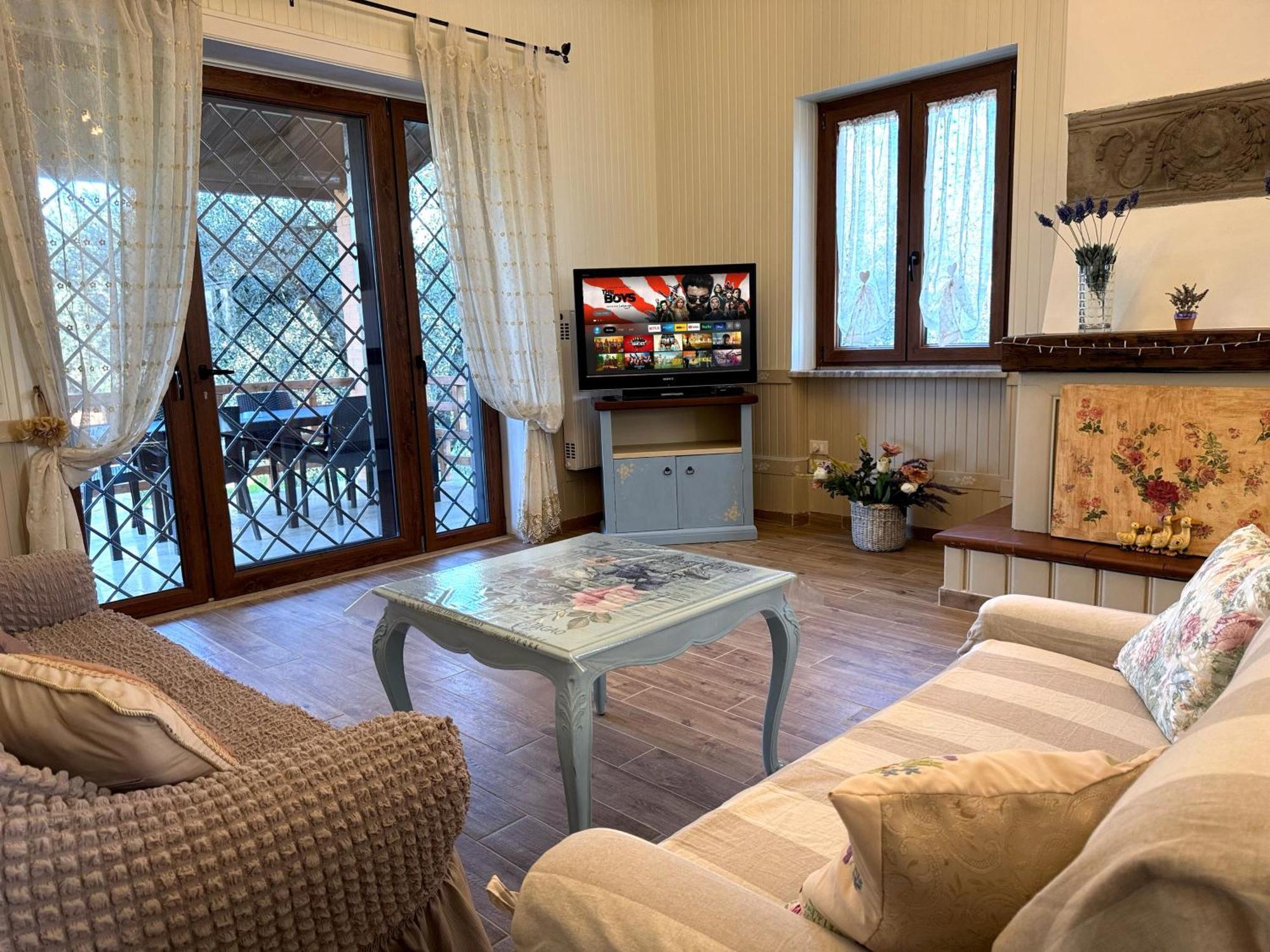 La Piccola Provenza Villa Фиано Романо Екстериор снимка