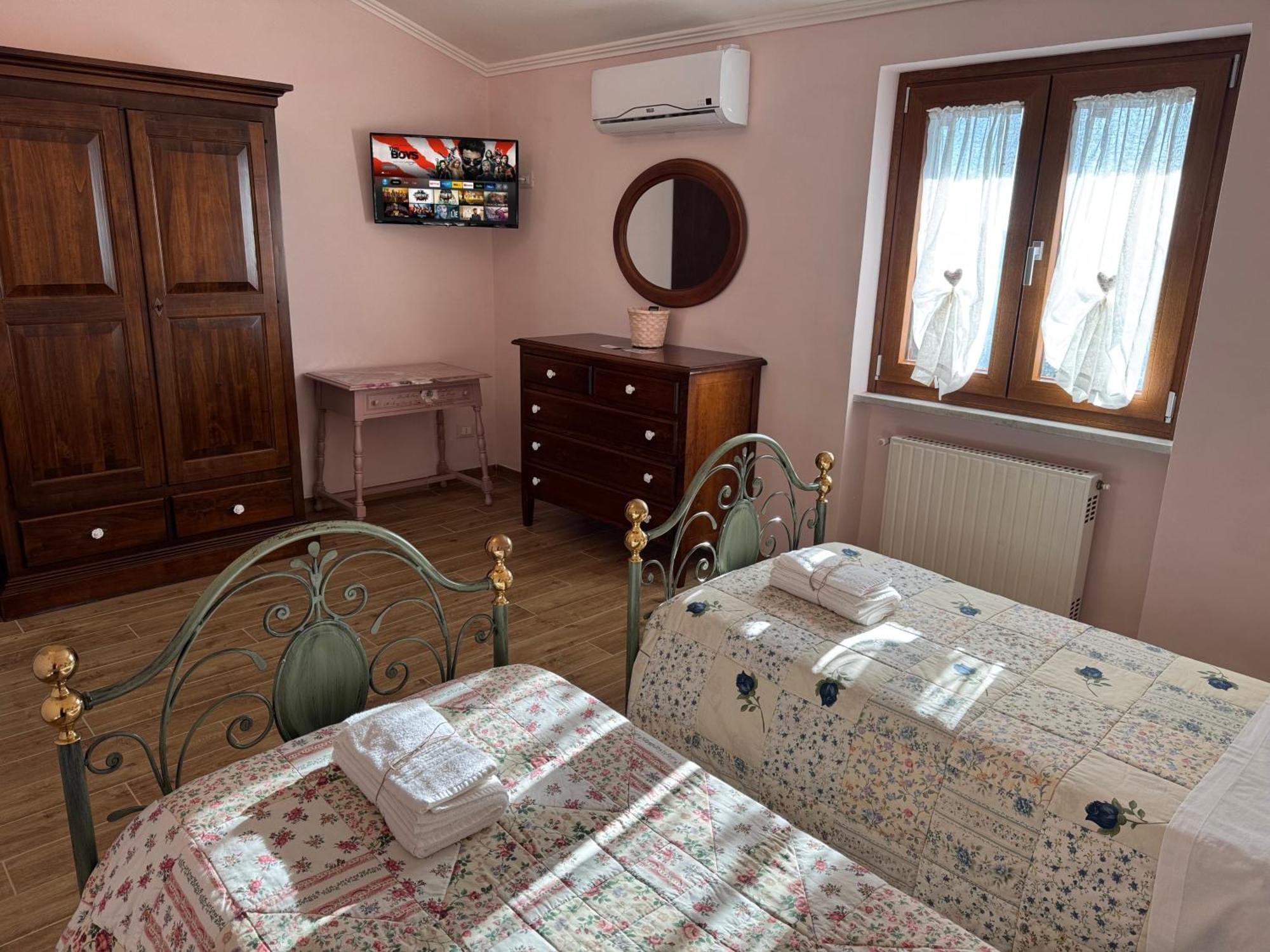 La Piccola Provenza Villa Фиано Романо Екстериор снимка